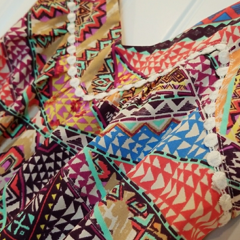 Colorful geometric romper - Picture 2 of 3